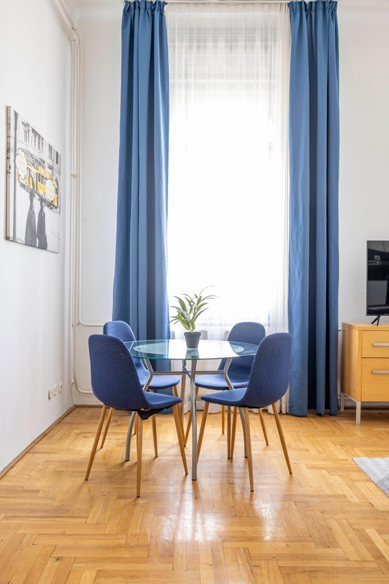 Super Central Cozy Home On The St. Stephen Road Budapest Extérieur photo
