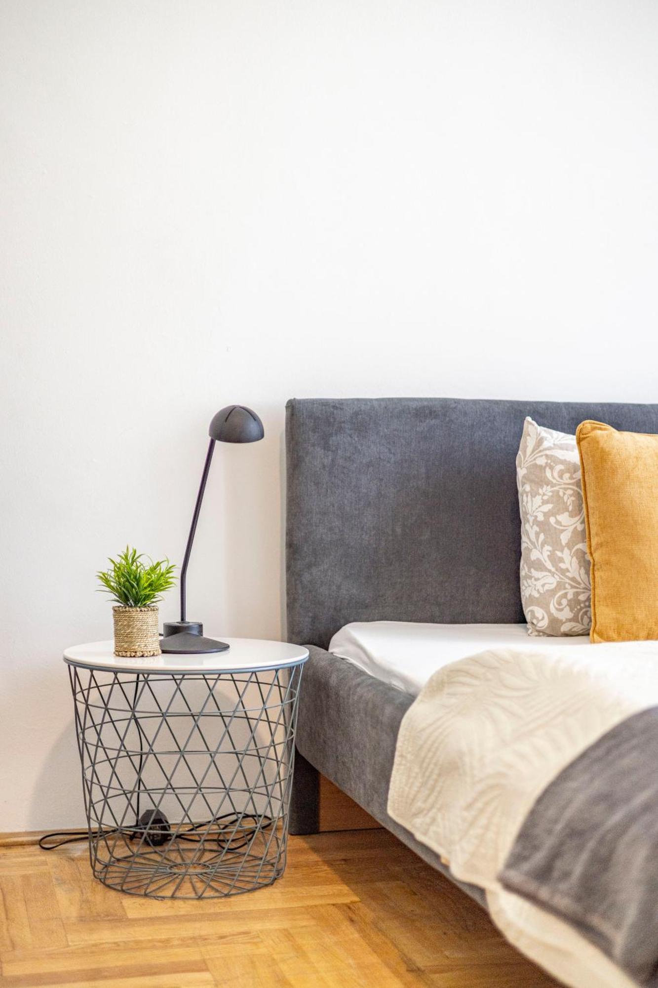 Super Central Cozy Home On The St. Stephen Road Budapest Extérieur photo